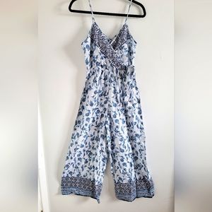 NWT bohemian white & blue paisley flower jumpsuit - Small